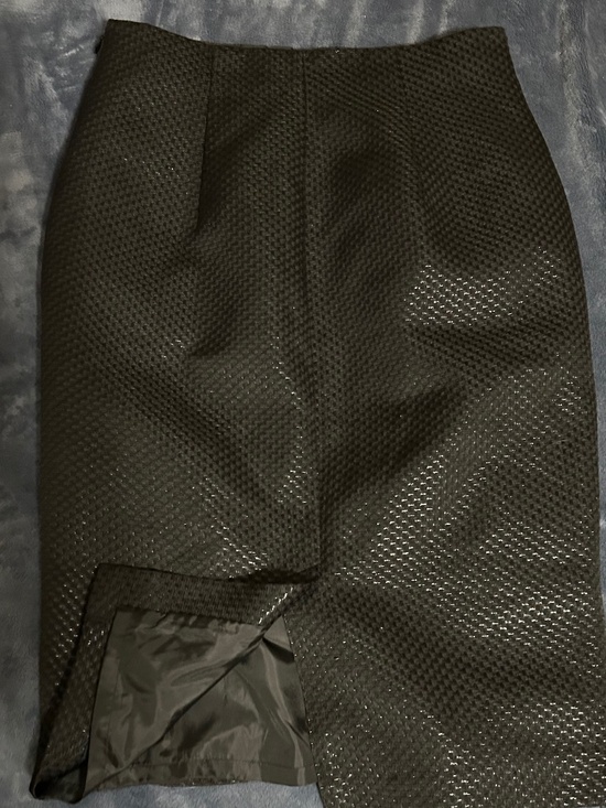 Vintage Black Pencil Skirt With Back Slit - Picture 3 of 3